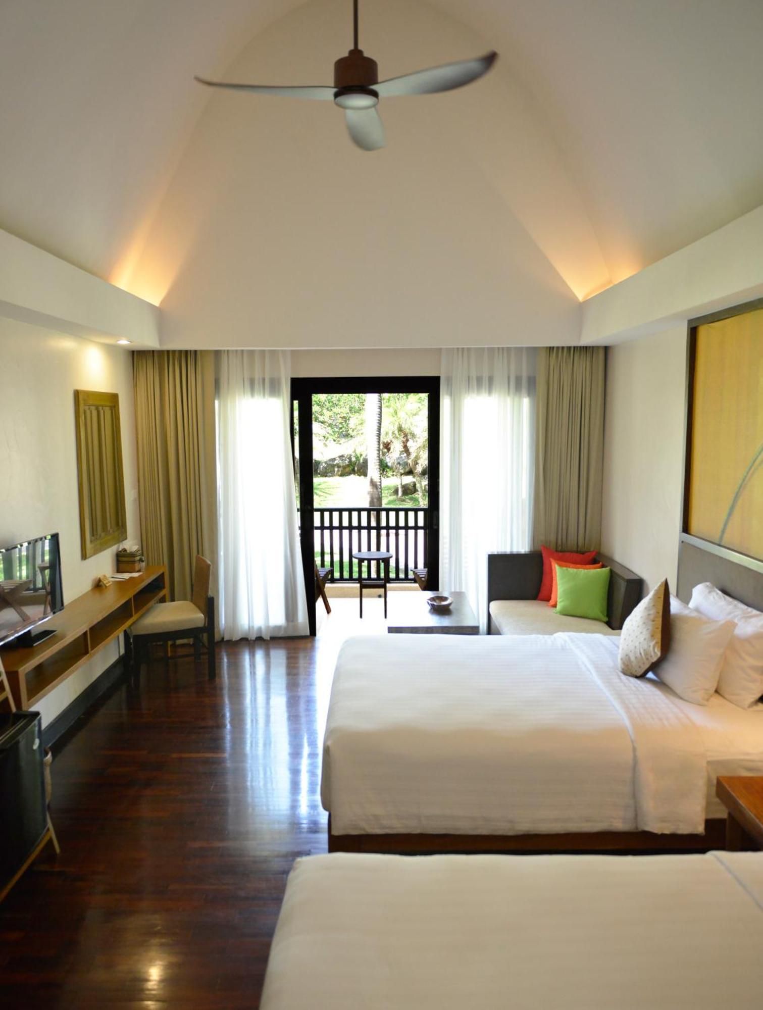 Rawi Warin Resort And Spa - Sha Extra Plus Koh Lanta Room photo